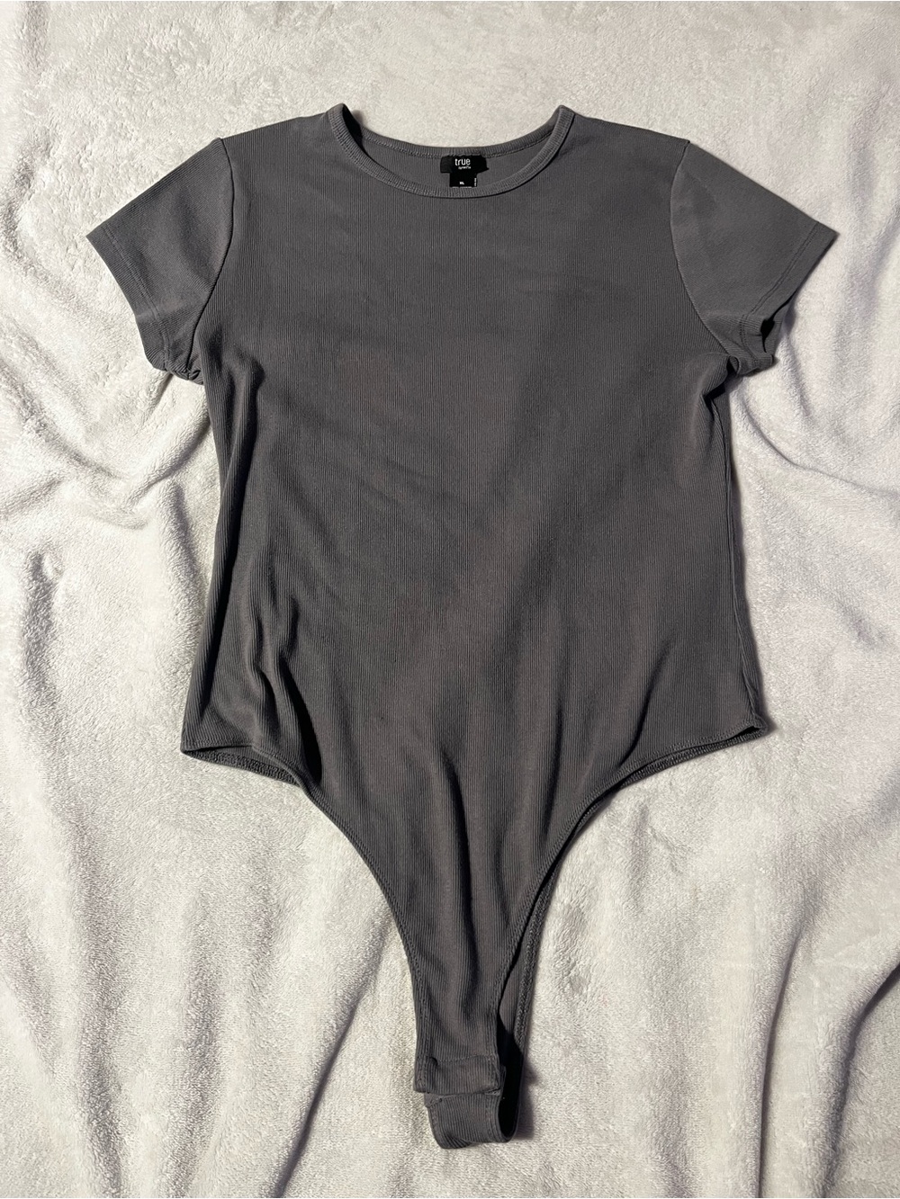 Rue21 Gray Short-Sleeve Bodysuit